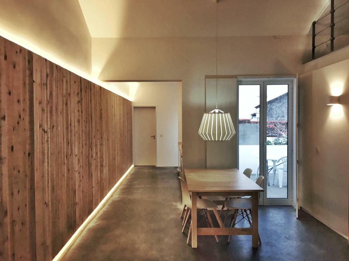 Casa Do Pisao - Cosy And Modern Two-Bedroom Townhouse Angra do Heroismo Exterior photo